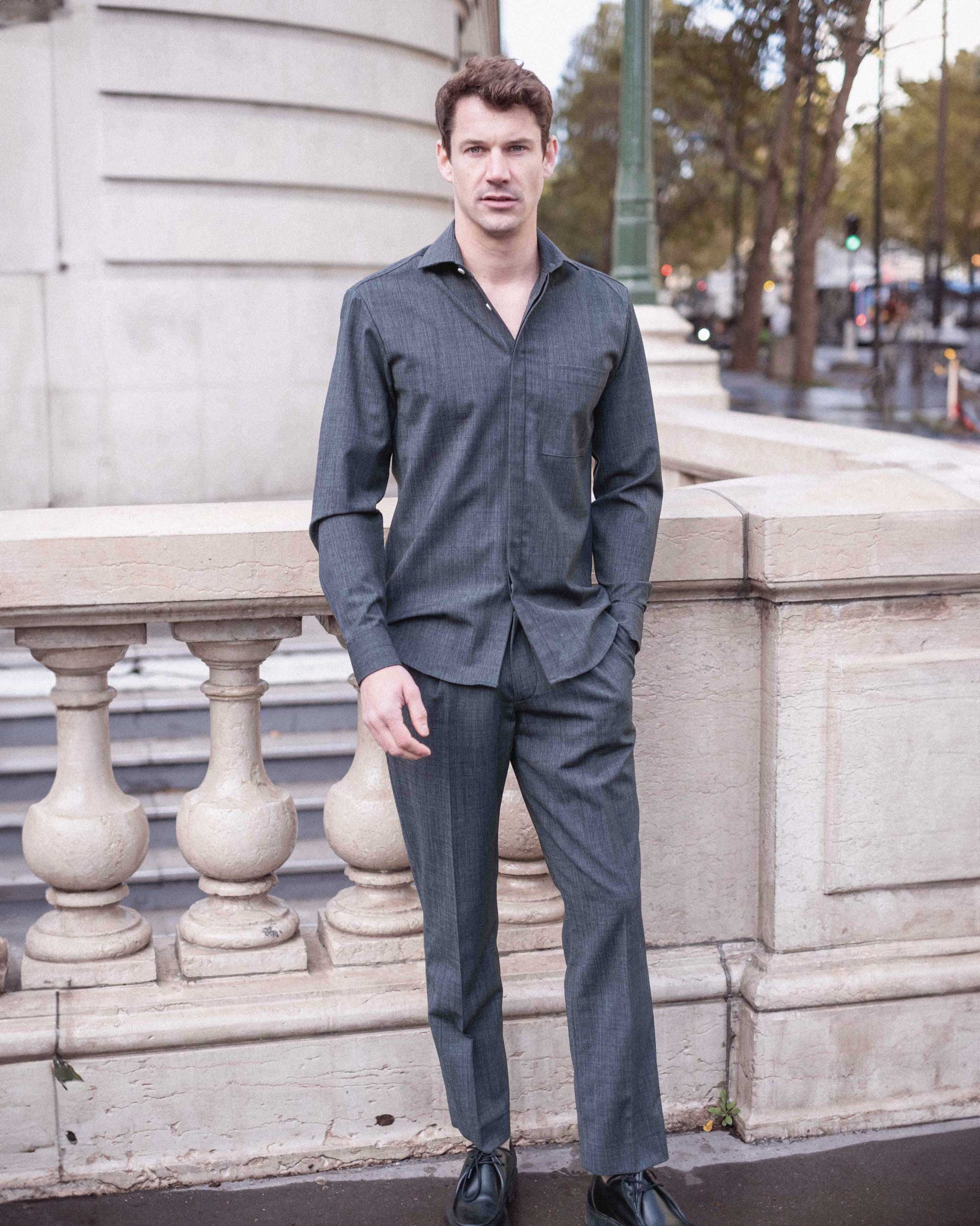 Chemise en Drap de Laine fil-à-fil cut away