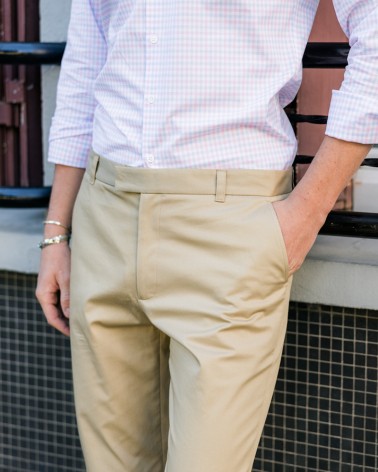 chemise homme de luxe haut de gamme : Pantalon chino beige