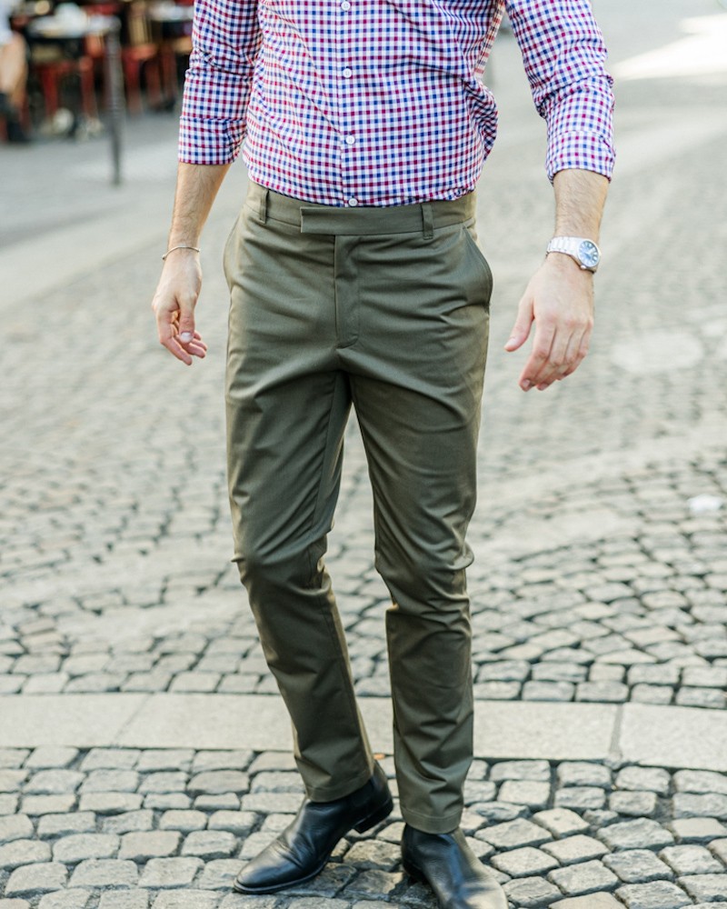 chemise homme de luxe haut de gamme : Pantalon chino kaki
