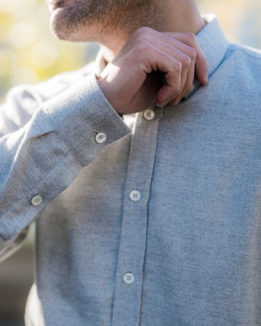 chemise homme de luxe haut de gamme : Chemise homme en cachemire gris cintrée