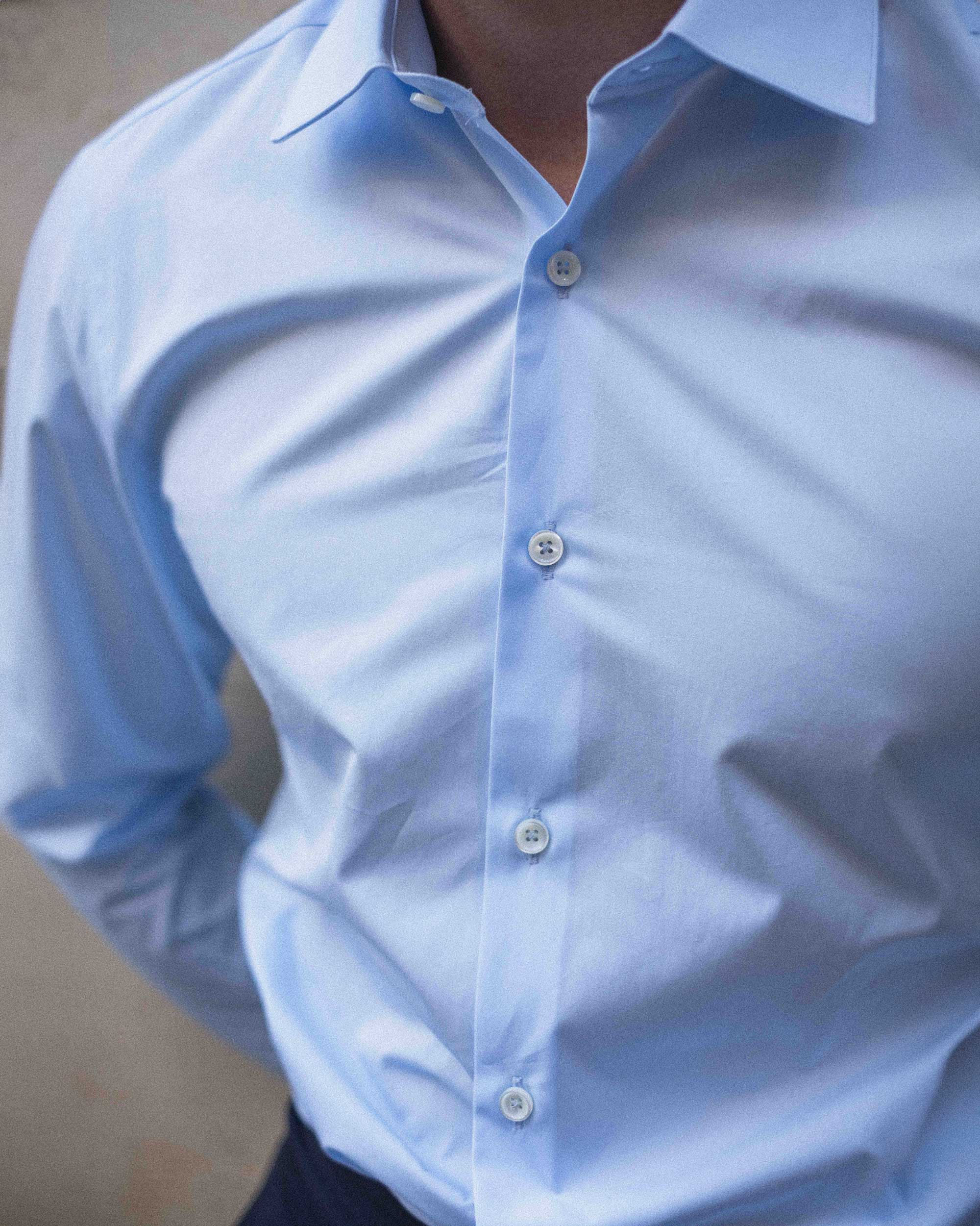 Chemise popeline bleu clair col français